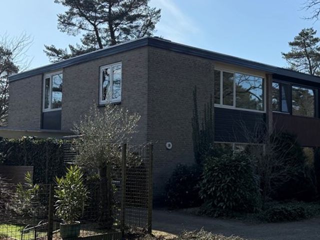 Vondelstraat 39, Son en Breugel