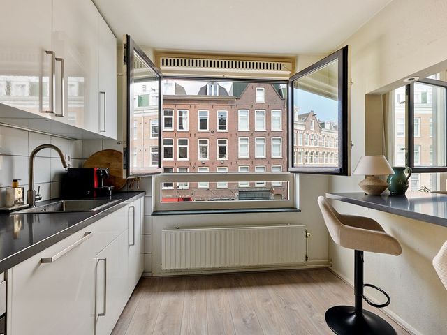 Albert Cuypstraat 10A, Amsterdam