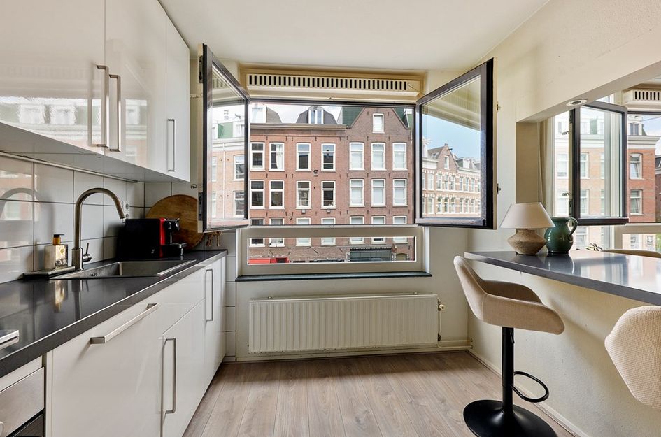 Albert Cuypstraat 10A