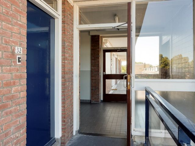 Roosstraat 32, Zwijndrecht