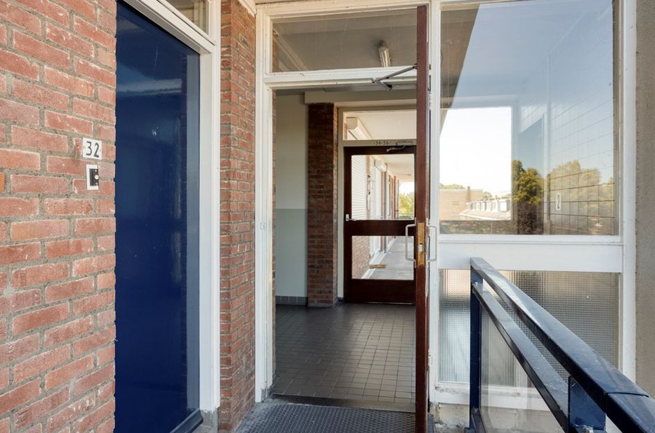 Roosstraat 32
