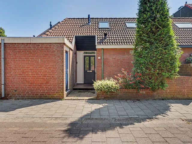Sterremos 76, Nieuwerkerk aan den IJssel