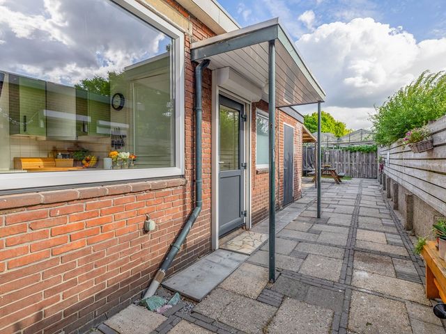 Lodewijk van Nassaustr 17, Zwijndrecht