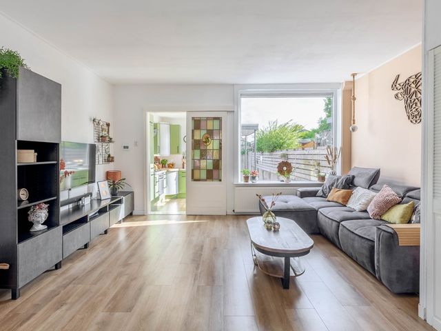 Lodewijk van Nassaustr 17, Zwijndrecht