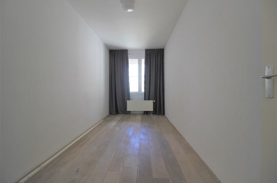 Hoofdweg 937