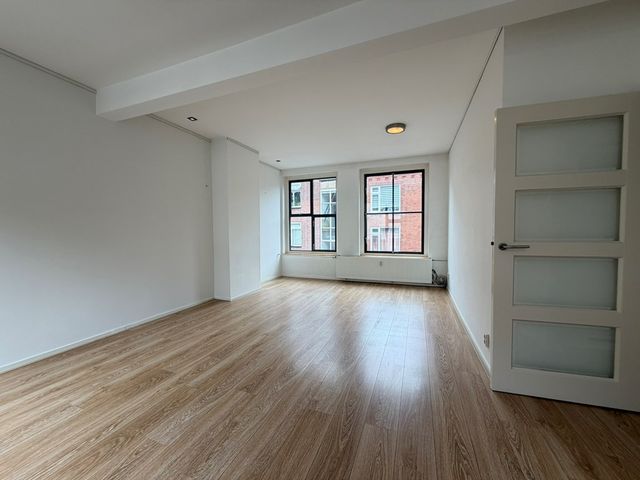 Oppert 3B, Rotterdam