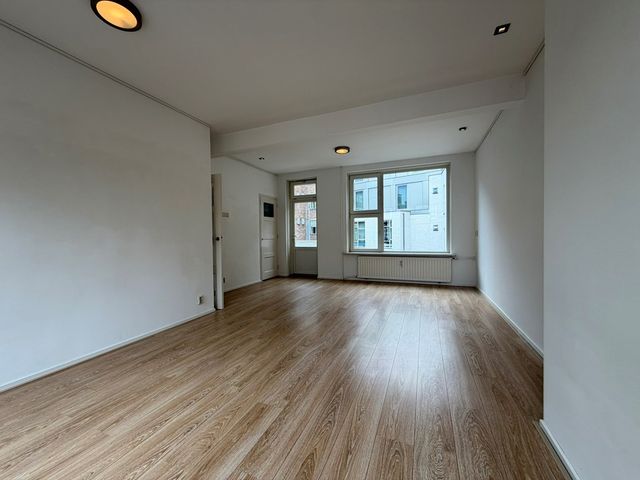 Oppert 3B, Rotterdam