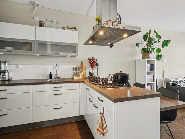 Staringhof 16, Tilburg