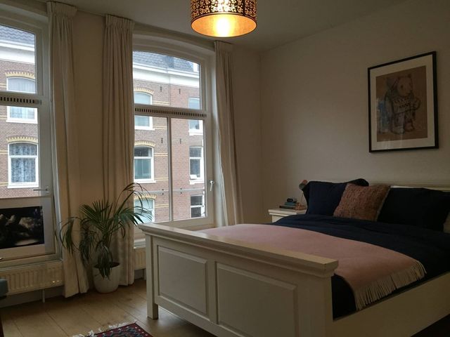 1e Jacob van Campenstr 22 2, Amsterdam