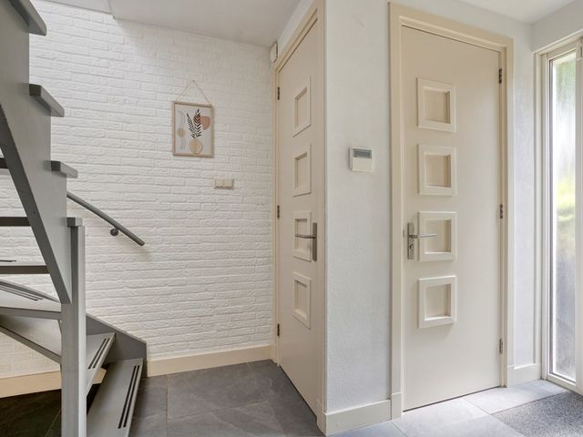 Uitlaat 20, Grootebroek
