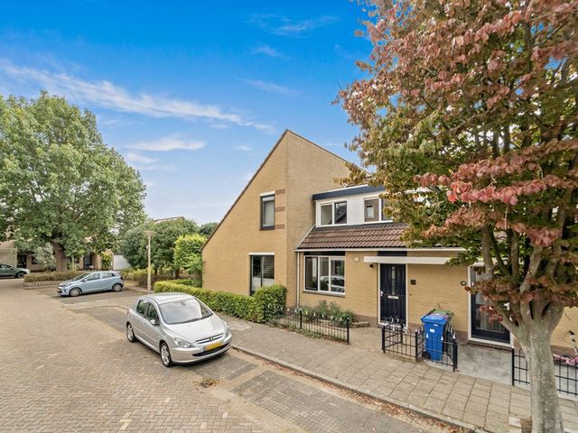 Werve 25, Maasland