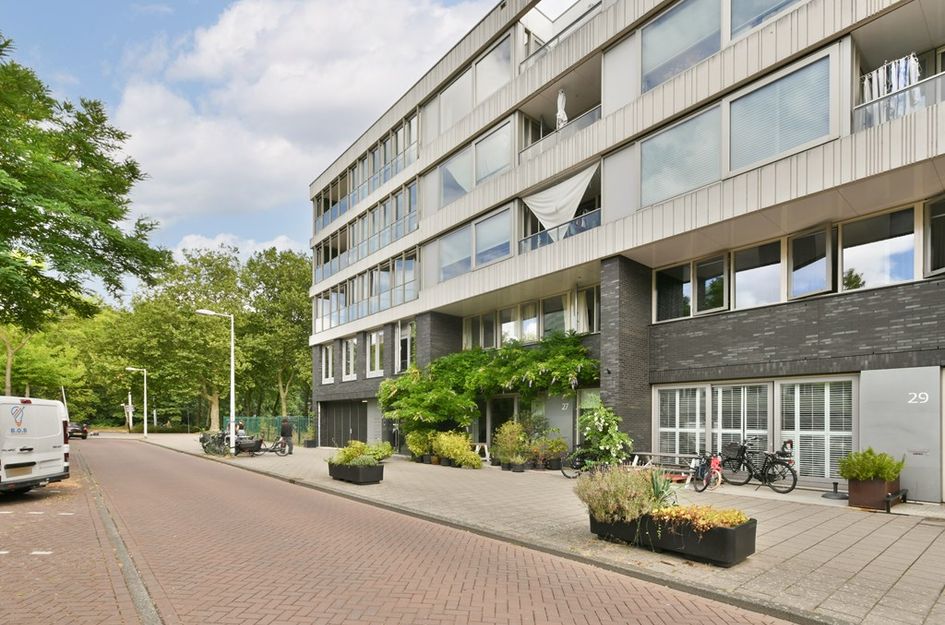 Maassluisstraat 1