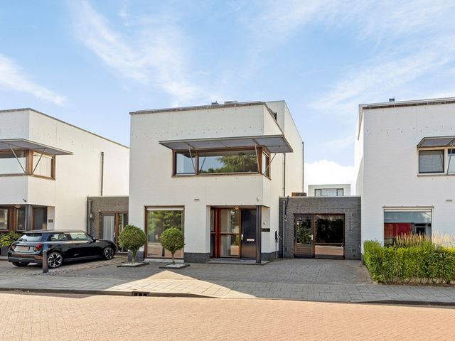 Emanuel van der Venstr 1A, Rosmalen