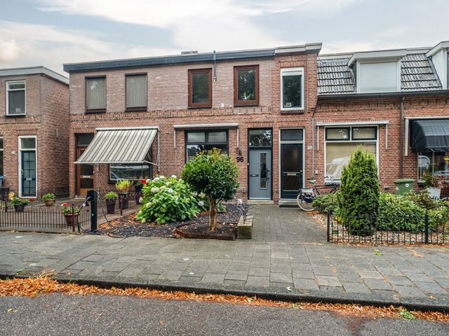 Oude Vriezenveenseweg 96, Almelo