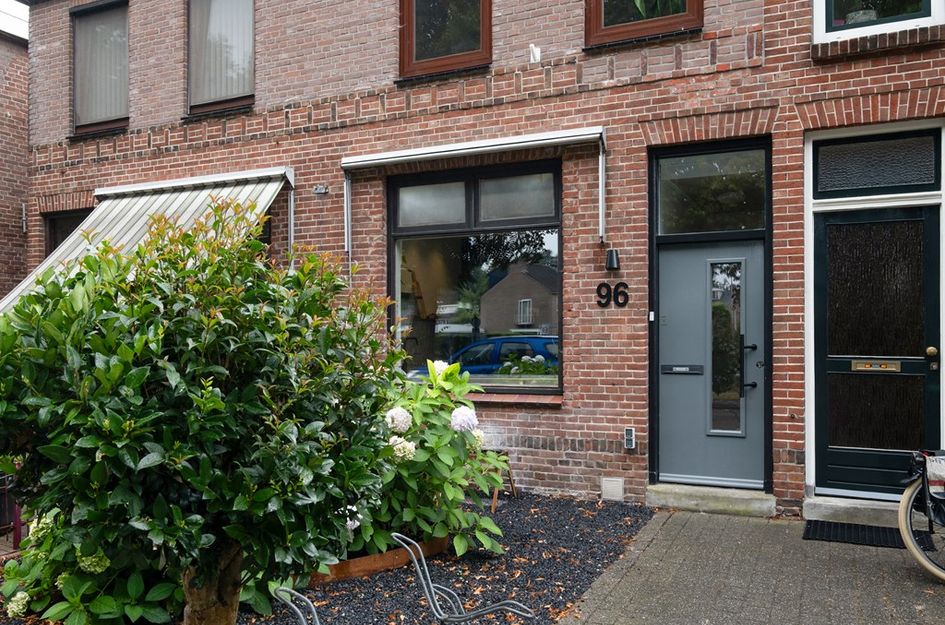 Oude Vriezenveenseweg 96