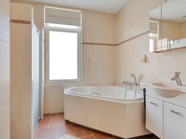 Bussumsestraat 142, 's-Gravenhage