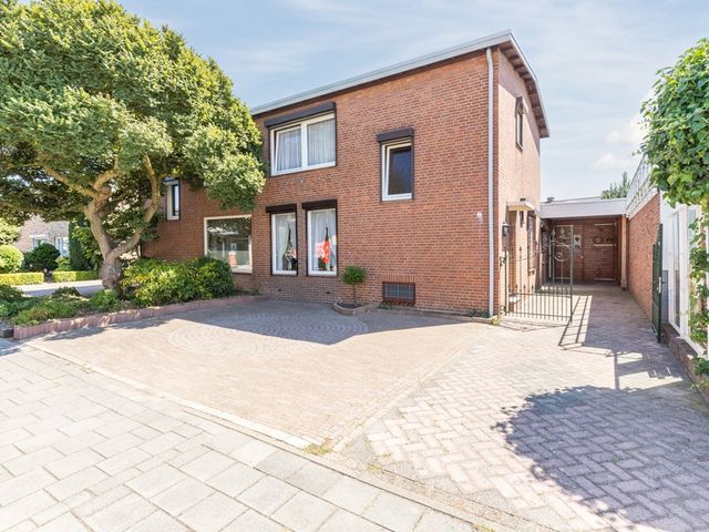 Reinoud van Gelderstraat 2, Susteren