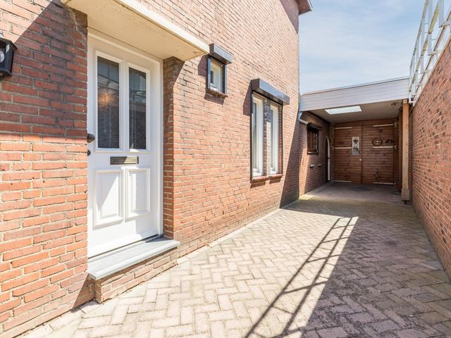 Reinoud van Gelderstraat 2, Susteren