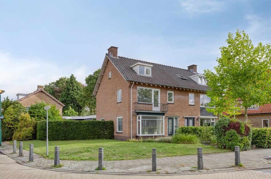 Bergweg 30