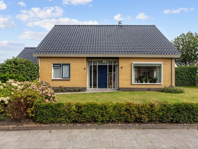 Meester Haarmanstraat 5, Zevenhuizen