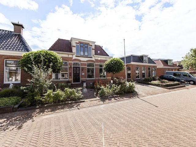 Westerbuorren 11, Tzummarum