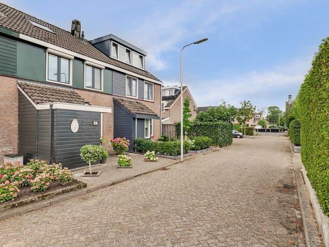 Dotterbloemstraat 3, Klaaswaal