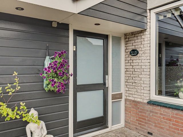 Dotterbloemstraat 3, Klaaswaal