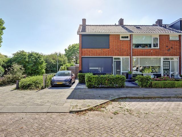 Mr. Treubstraat 5, Ridderkerk