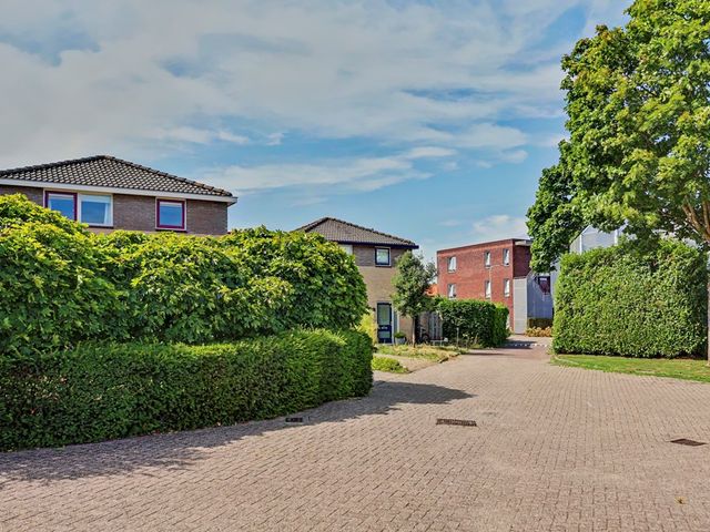Prins Clausstraat 4, Strijen