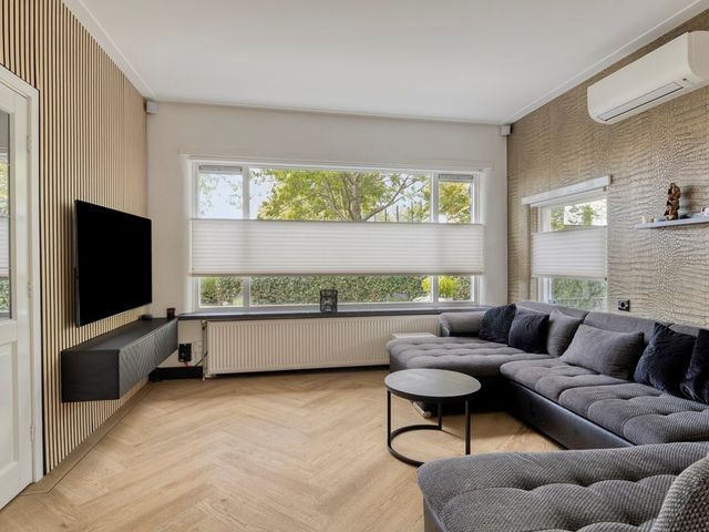 Oostertuinen 43, Beverwijk