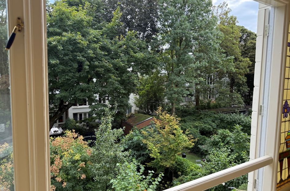 Van Eeghenstraat 117B