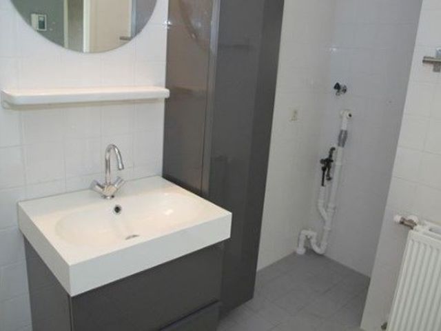 Akropolishof ONG, Delft