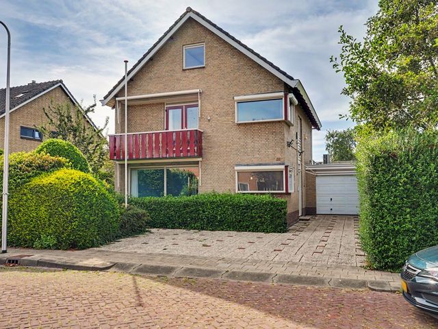 Noordstraat 31, Strijen