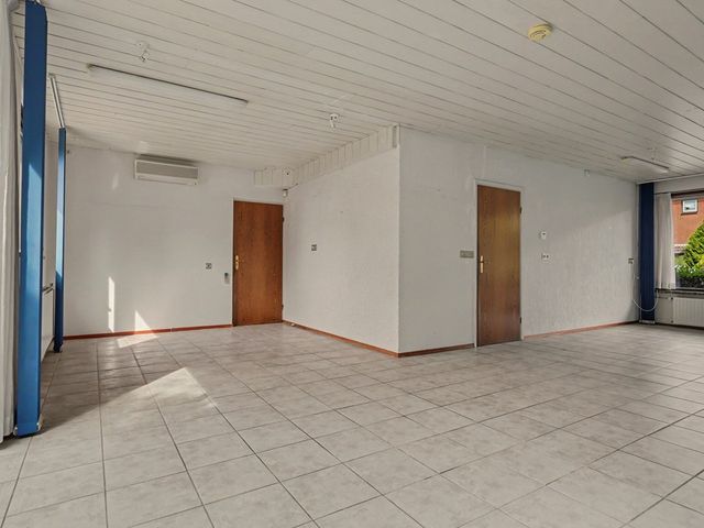 Noordstraat 31, Strijen