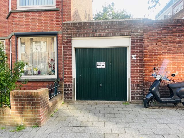 Bennekomstraat 100, 's-Gravenhage