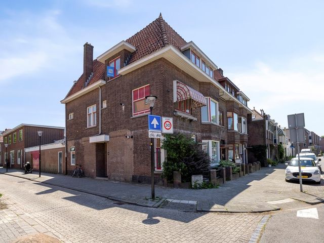 Markgraaflaan 40, Vlaardingen