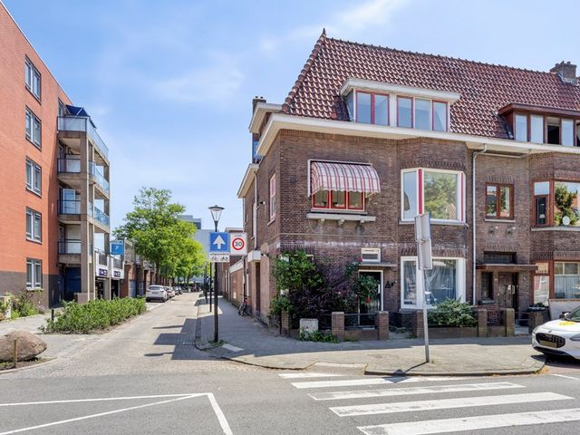 Markgraaflaan 40, Vlaardingen