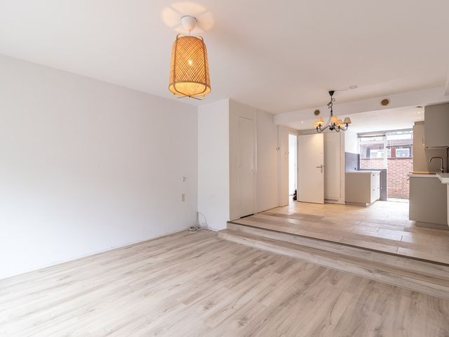 De Parelvisserslaan 84, Amstelveen