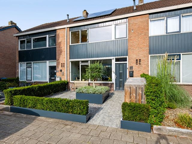 Merelstraat 10, Vaassen