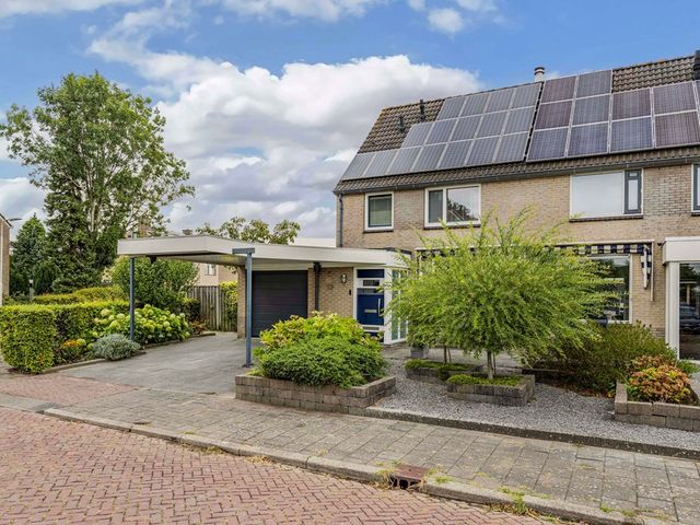 Mastenbroek 23, Emmeloord