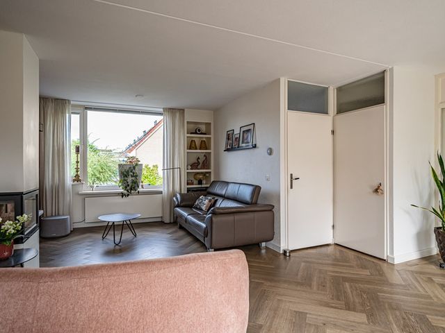 Mastenbroek 23, Emmeloord