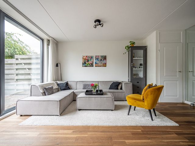 Ponyweide 122, Zoetermeer