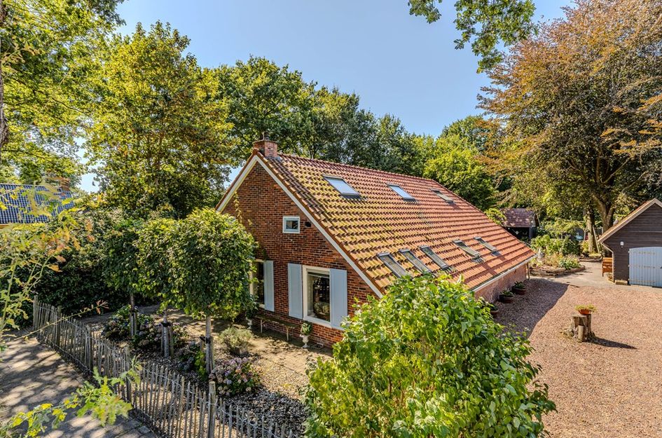 Hoofdweg 11