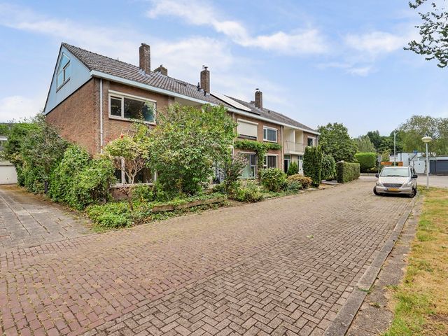 Kort-Ambachtlaan 40, Zwijndrecht