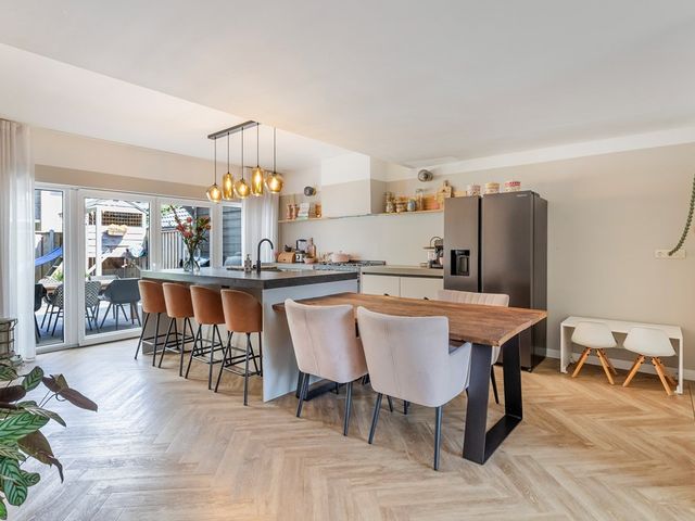Teunis van Lohuizenstr 25, Vaassen