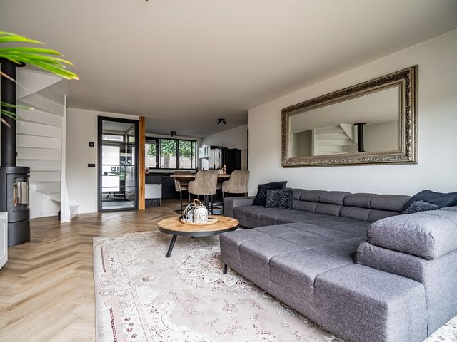 Lommerbaan 143, Zoetermeer