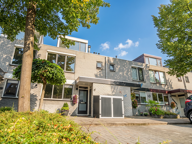 Lommerbaan 143, Zoetermeer