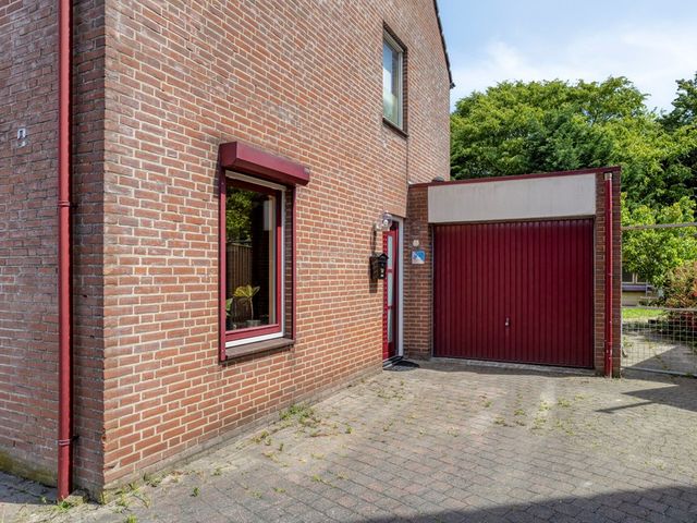 Akkerwindelaan 28, Terneuzen