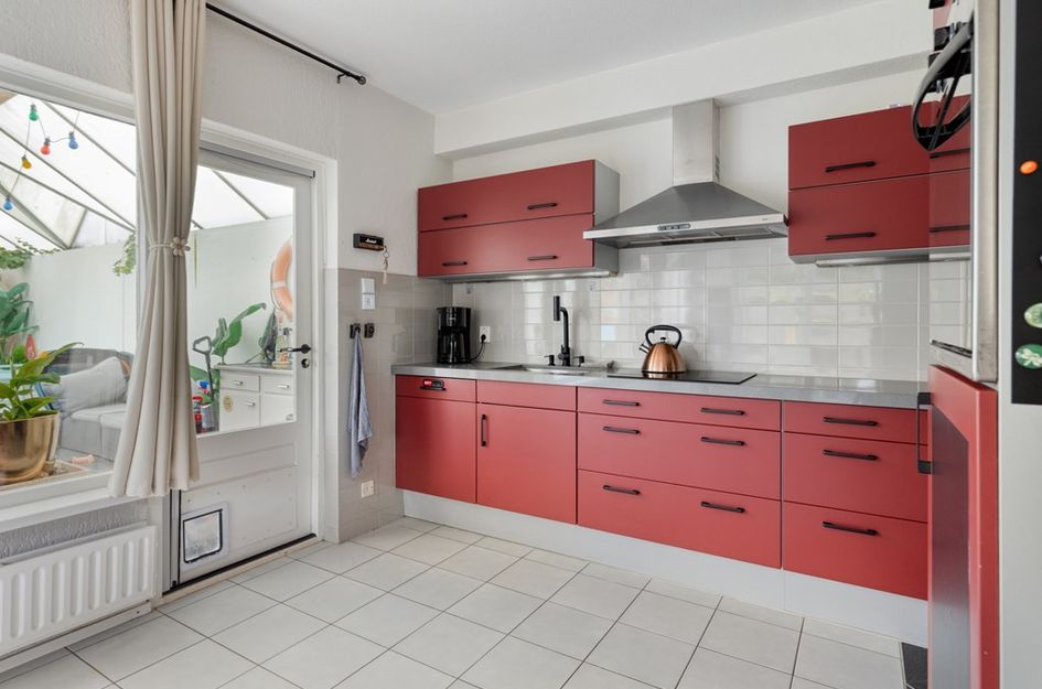 Leeghwaterstraat 96