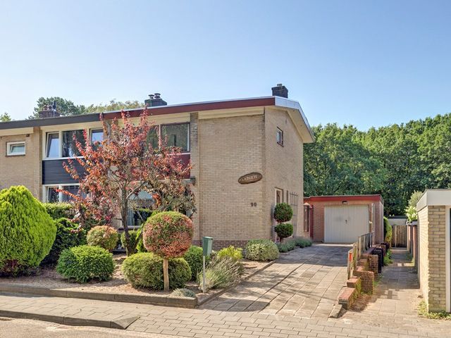 Buurtscheuterlaan 90, Ede